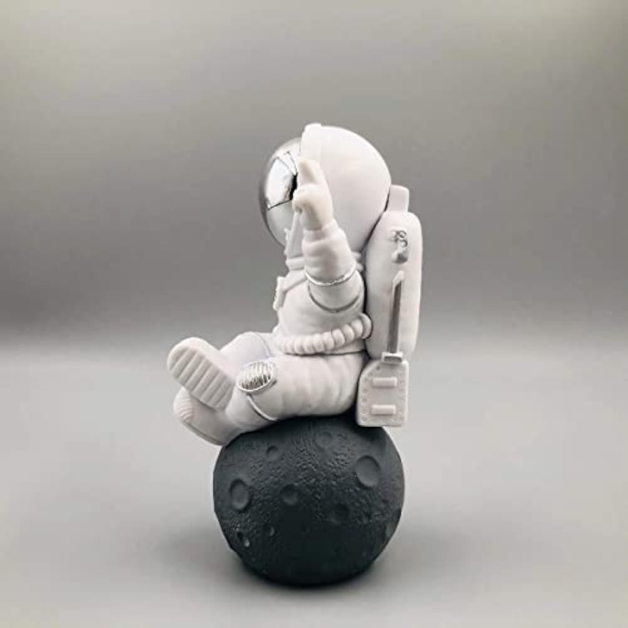Figurine Astronaut Statue Spaceman Decor